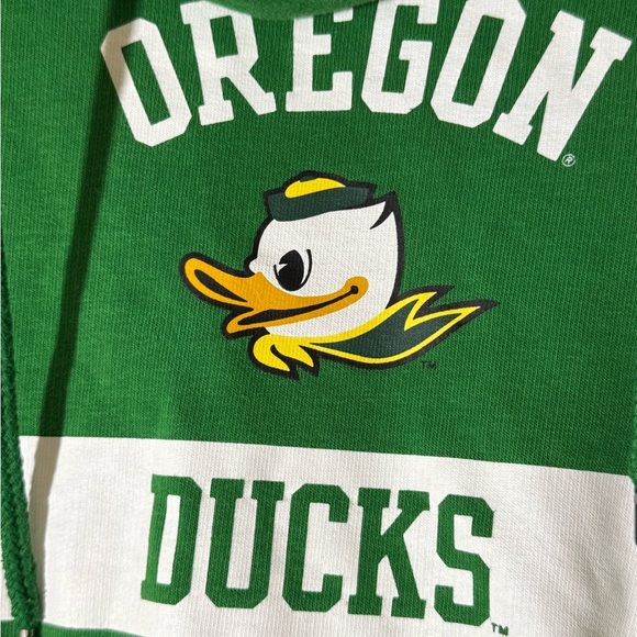 Nike Women’s Oregon Ducks Green Sweatshirt - Picture 3 of 8
